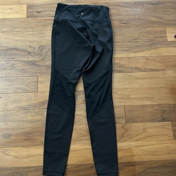 Old Navy PowerSoft Leggings Size S Petite Black NWOT! - Picture 4 of 6